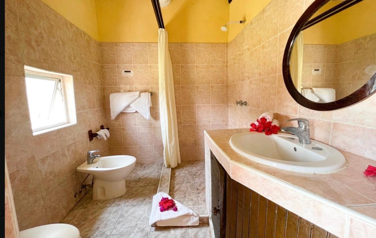 Barracuda Inn Resort Watamu Exterior foto